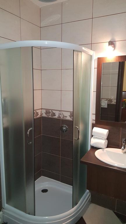 Garni Hotel Contact ベオグラード エクステリア 写真